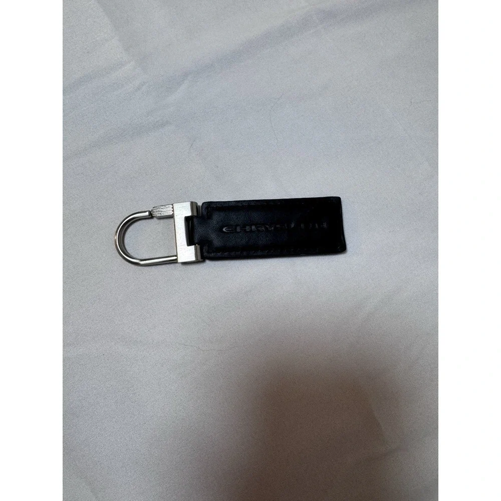 2016 CHRYSLER BLACK Leather Metal Keychain Key Ring Embossed OEM